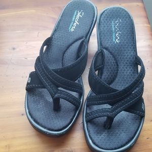 🔥Skechers Memory foam wedges